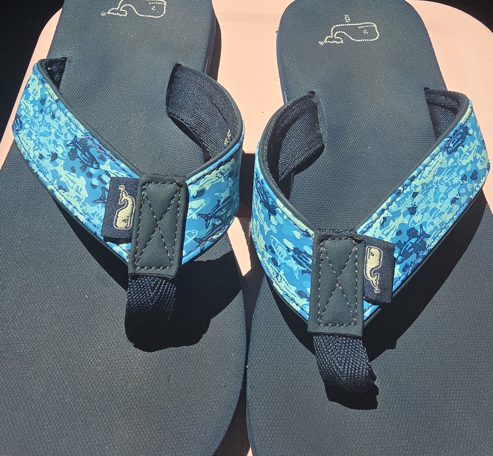 Vineyard Vines Navy Blue Boys Camo/fish  Strap Flip Flops